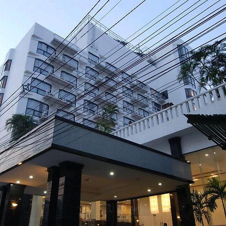 Ch Hotel Chiang Mai Bagian luar foto