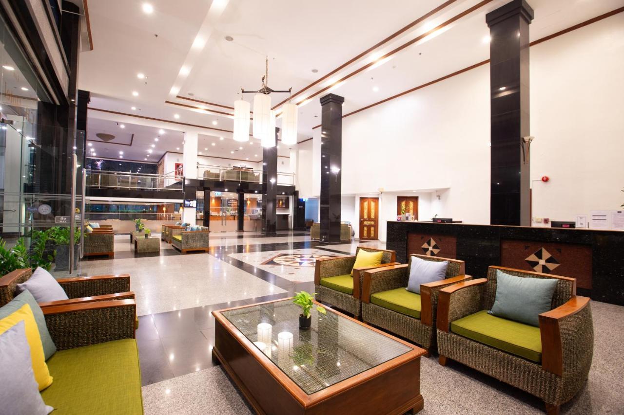 Ch Hotel Chiang Mai Bagian luar foto