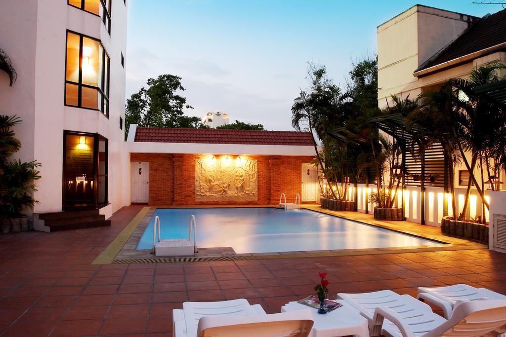 Ch Hotel Chiang Mai Bagian luar foto