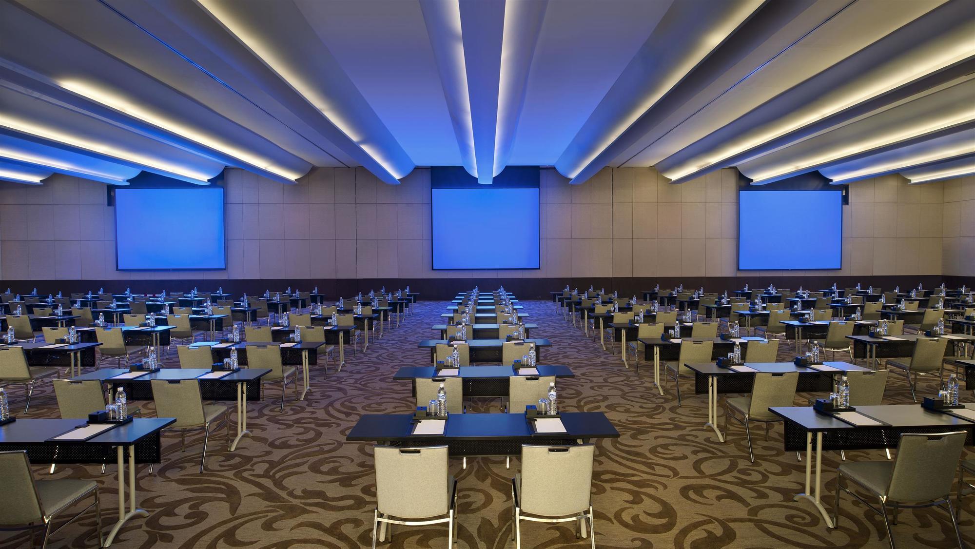 Ch Hotel Chiang Mai Bagian luar foto